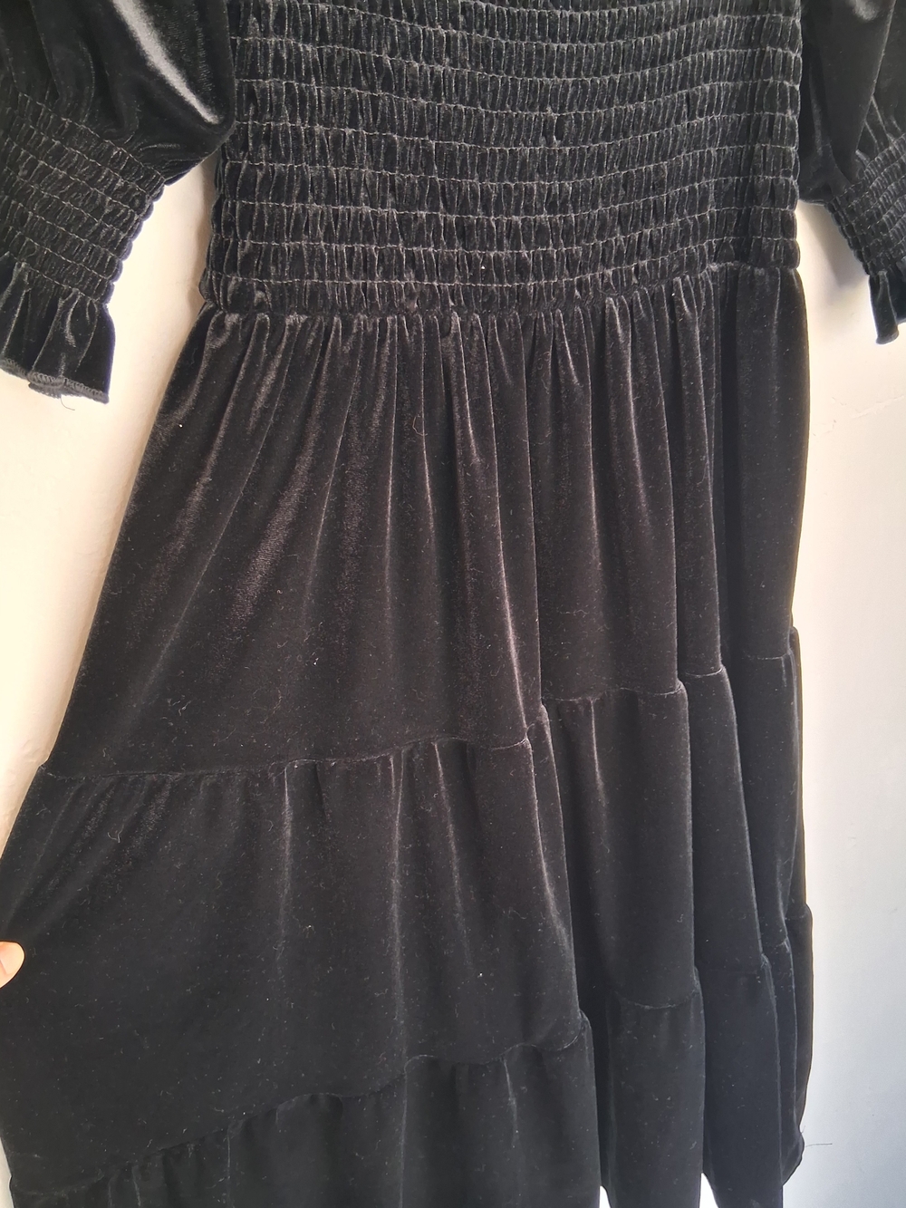 Black Velvet Smocked Midi Dress Puff Sleeve Tiered Goth Fall Prairie M 8/10 - Picture 4 of 9